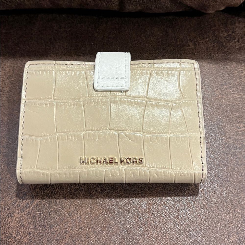 Michael Kors Beige Croc-Embossed Wallet - Picture 3 of 3